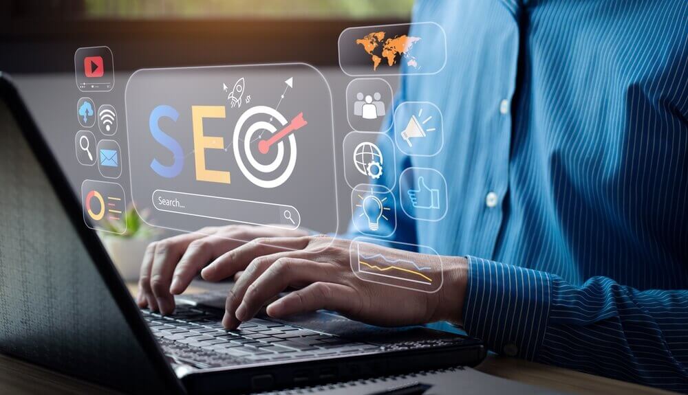 An SEO marketing specialist building SEO strategies for a company in Boca Raton, FL.